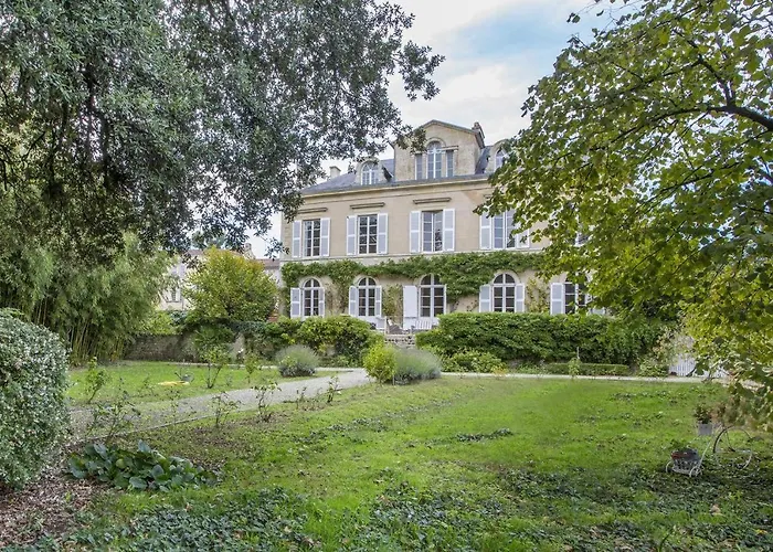 Belle Epoque ベッド・アンド・ブレックファスト 5*